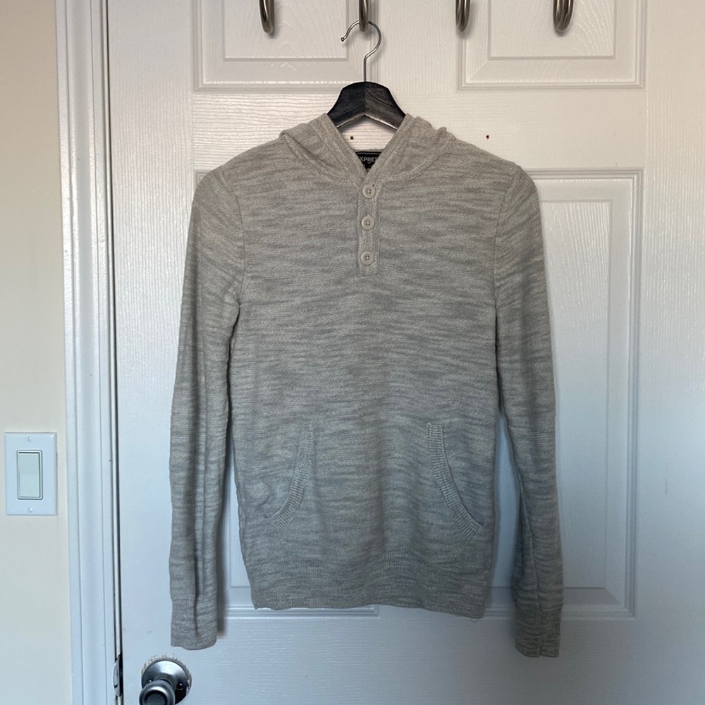 Light grey pullover sweater